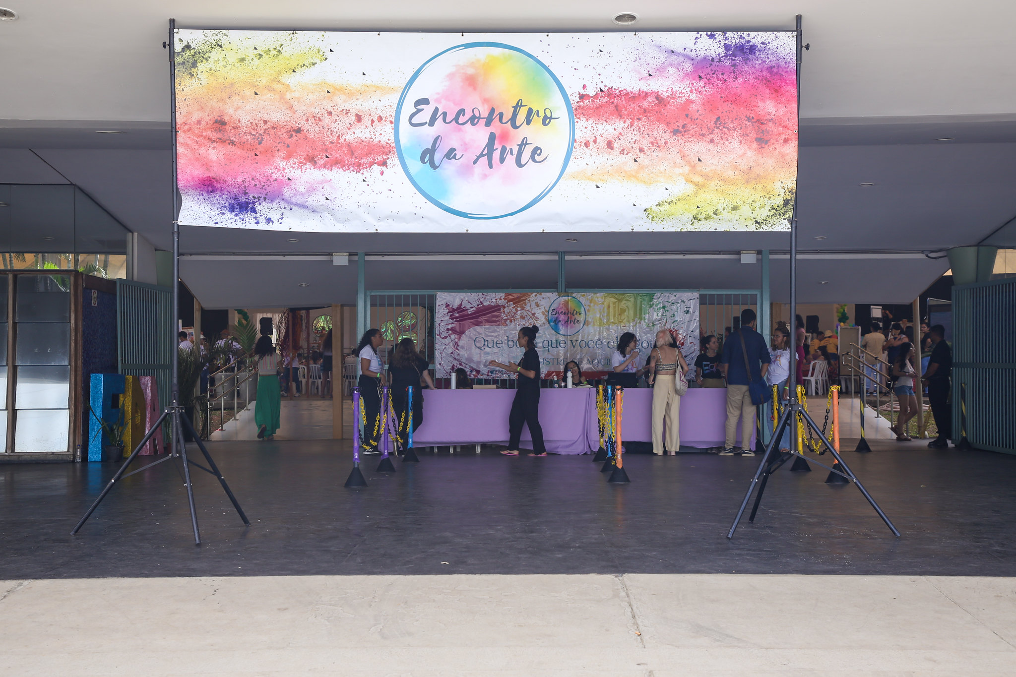 Capa da notícia: Rede de Atenção Psicossocial participa do maior evento de arte e saúde mental do DF
