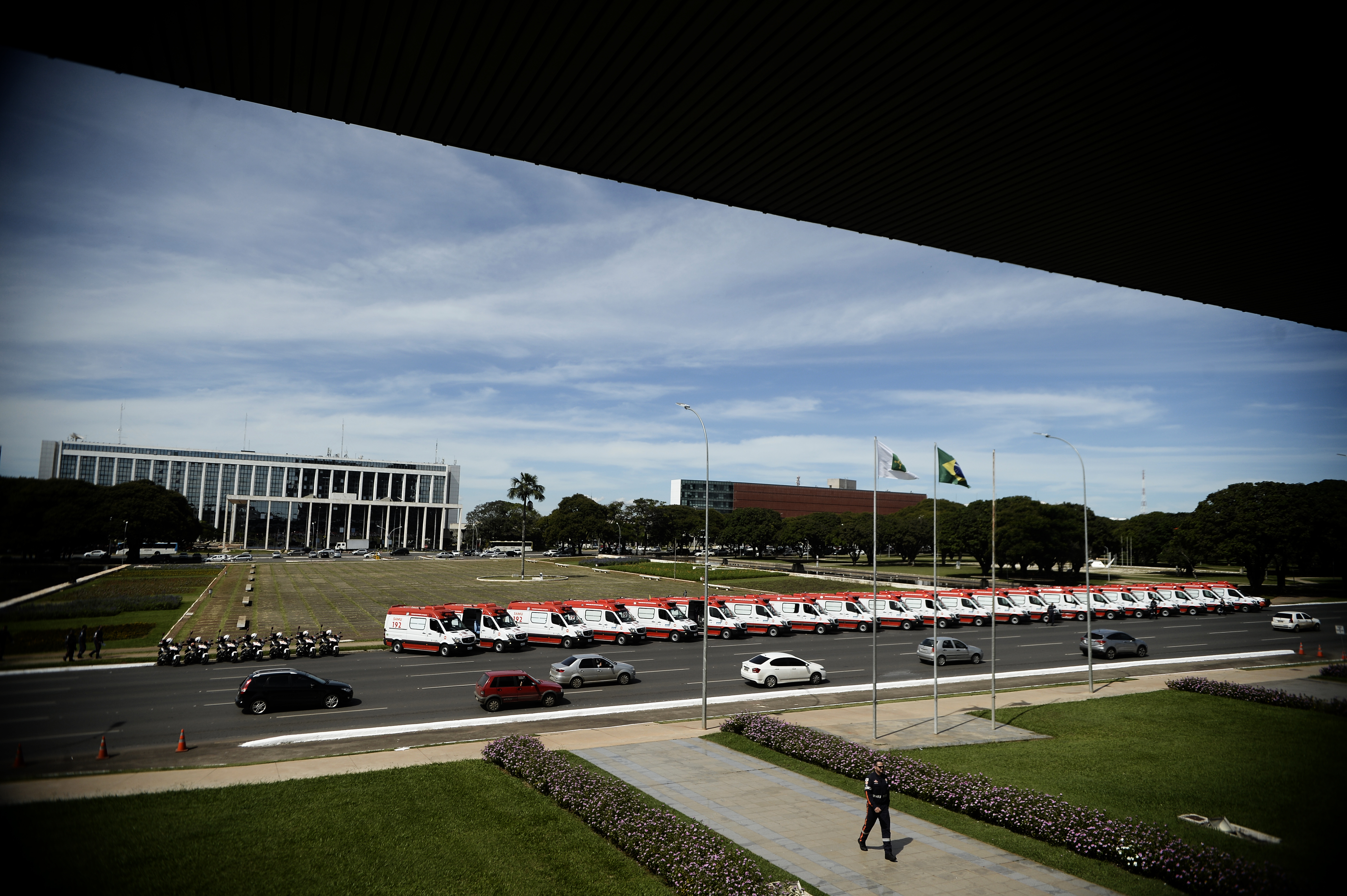 Capa da notícia: Samu-DF garantirá atendimento de urgência na Corrida de Reis e na final da Supercopa Rei