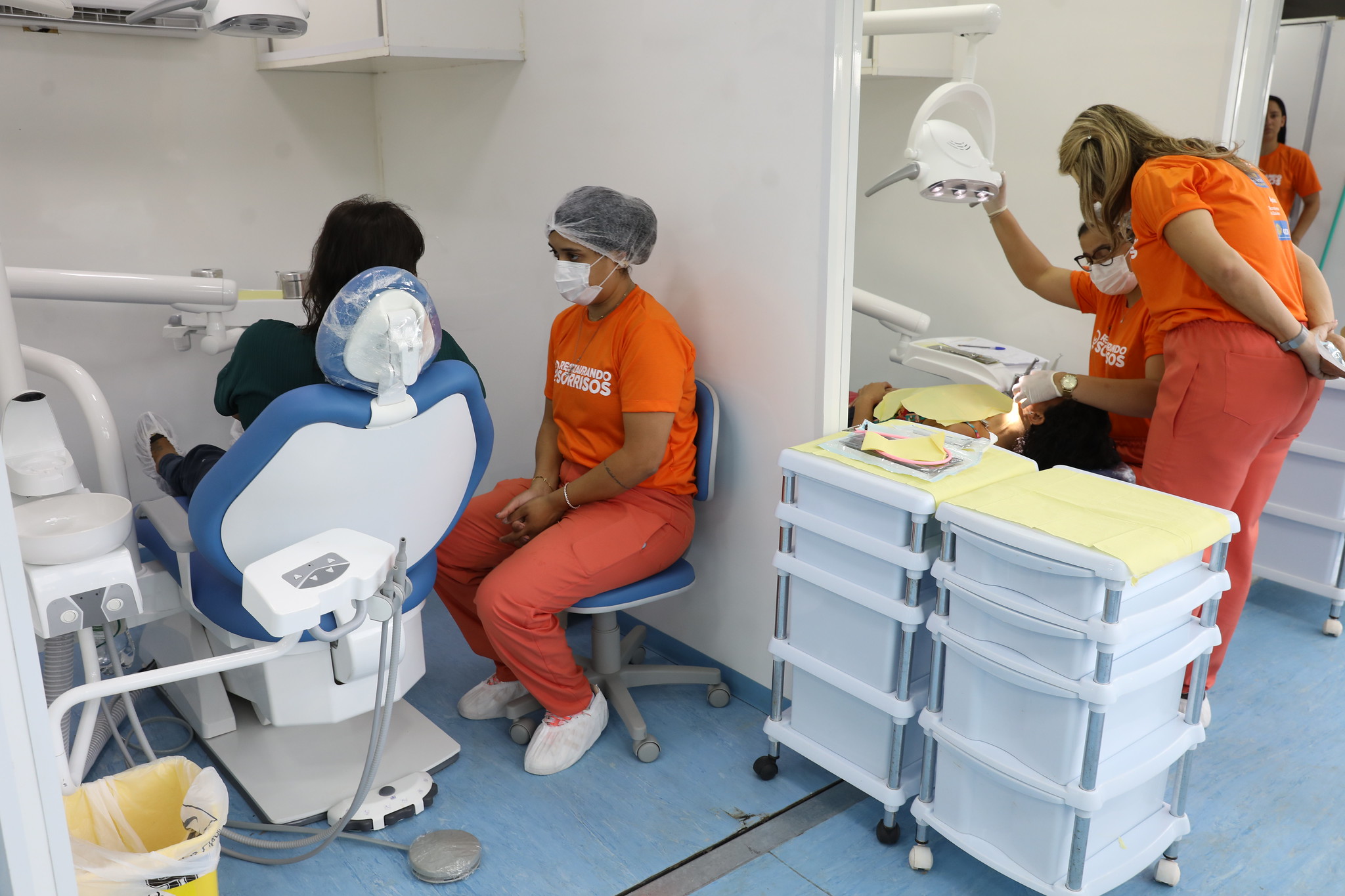 Capa da notícia: Mulheres do Paranoá recebem atendimento odontológico gratuito