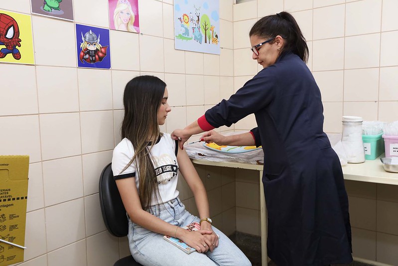 Capa da notícia: Vacina contra HPV é grande aliada em prevenção de cânceres
