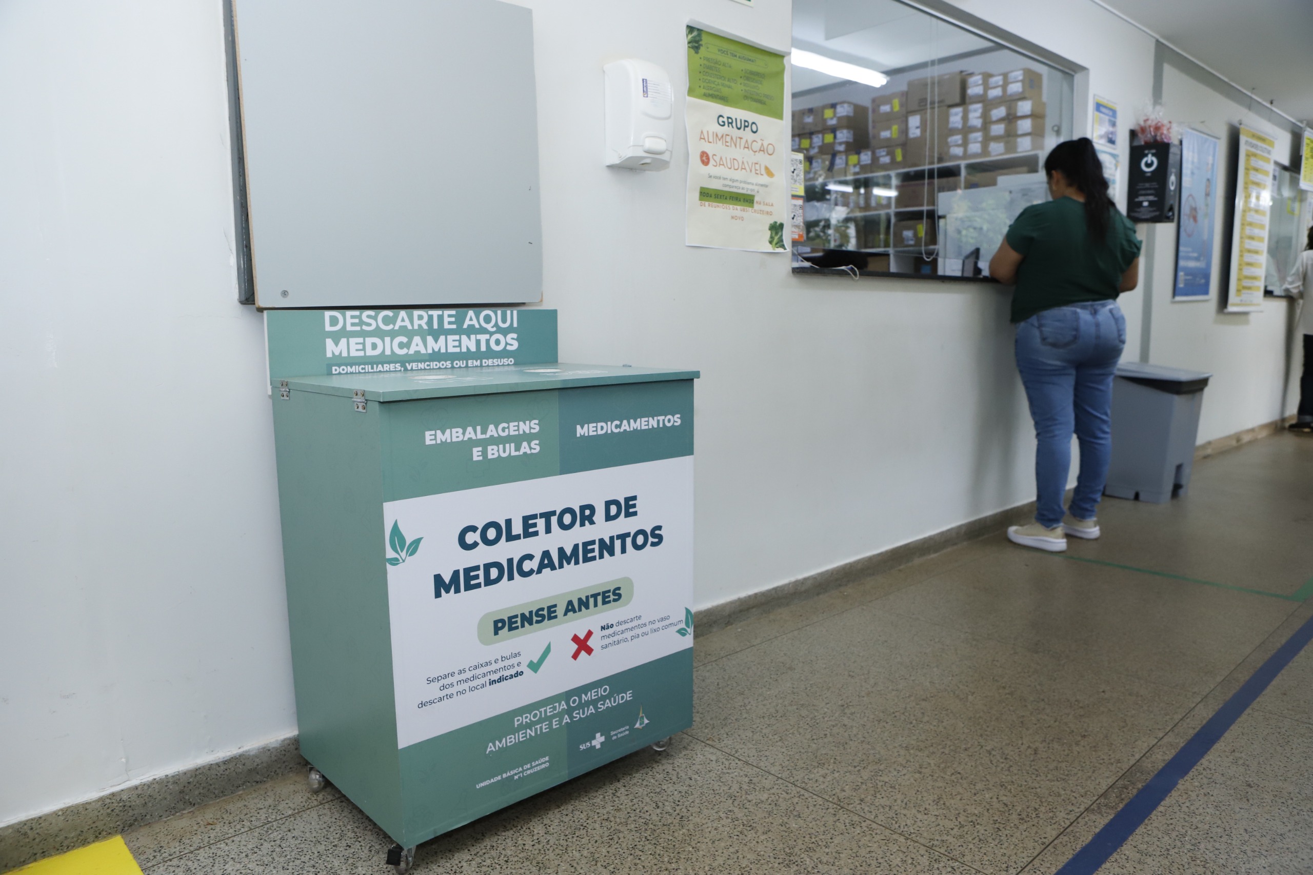 Capa da notícia: ​UBS 1 do Cruzeiro cria modelo de coletor para descarte apropriado de medicamentos