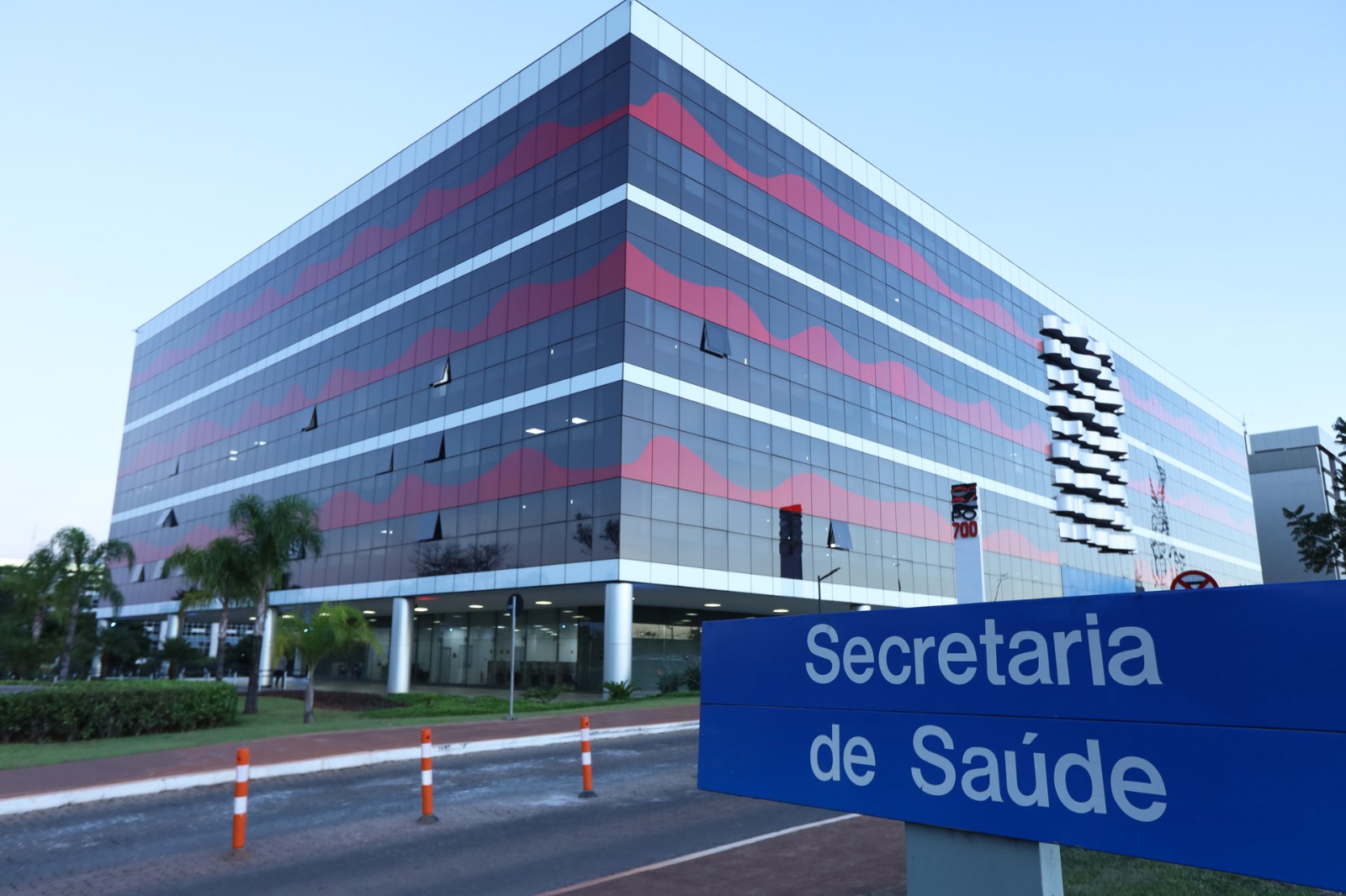 Capa da notícia: GDF repudia ato de agressão contra profissionais da rede pública de saúde