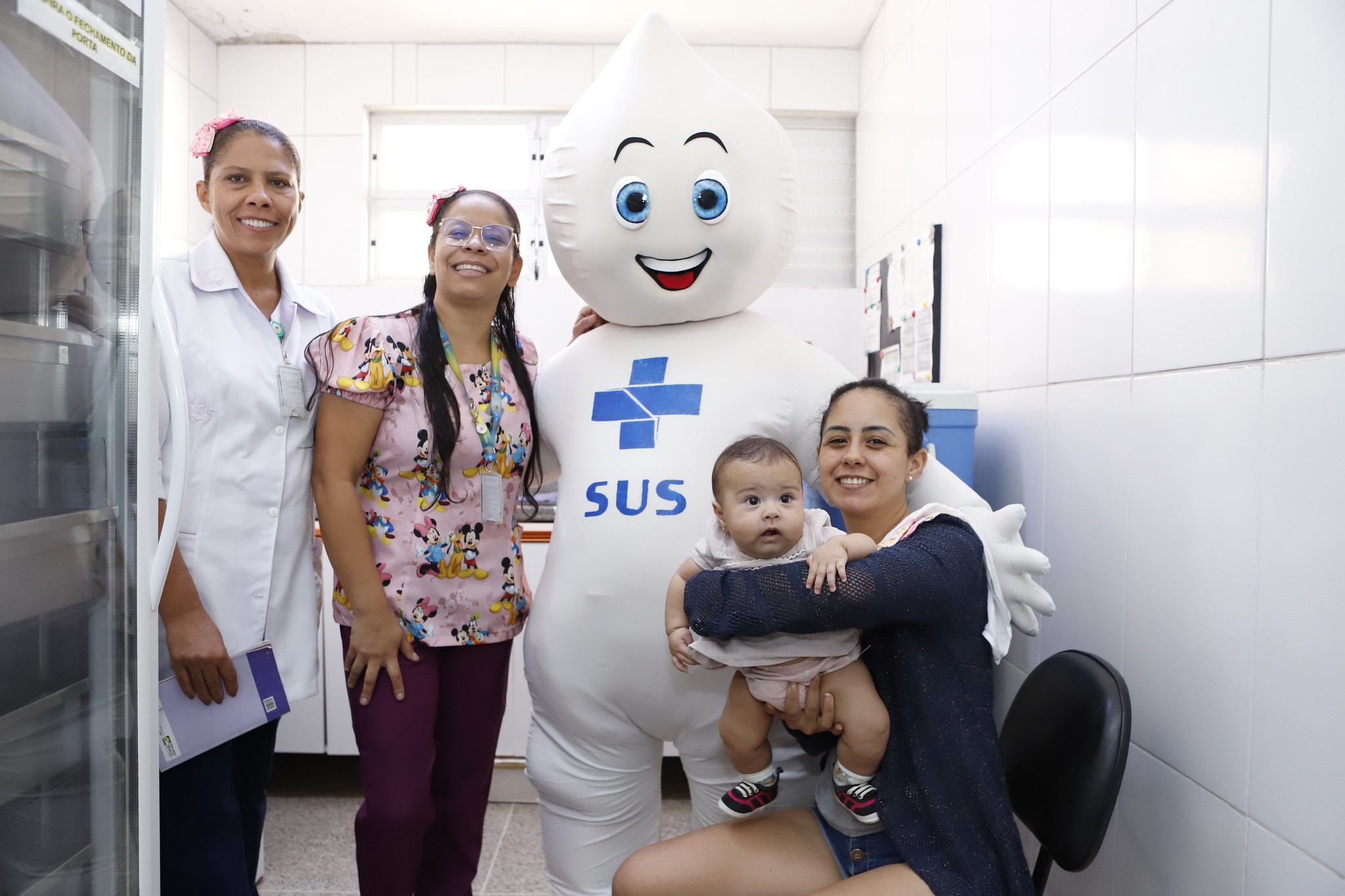 Capa da notícia: DF terá mais de 50 locais de vacinação neste sábado