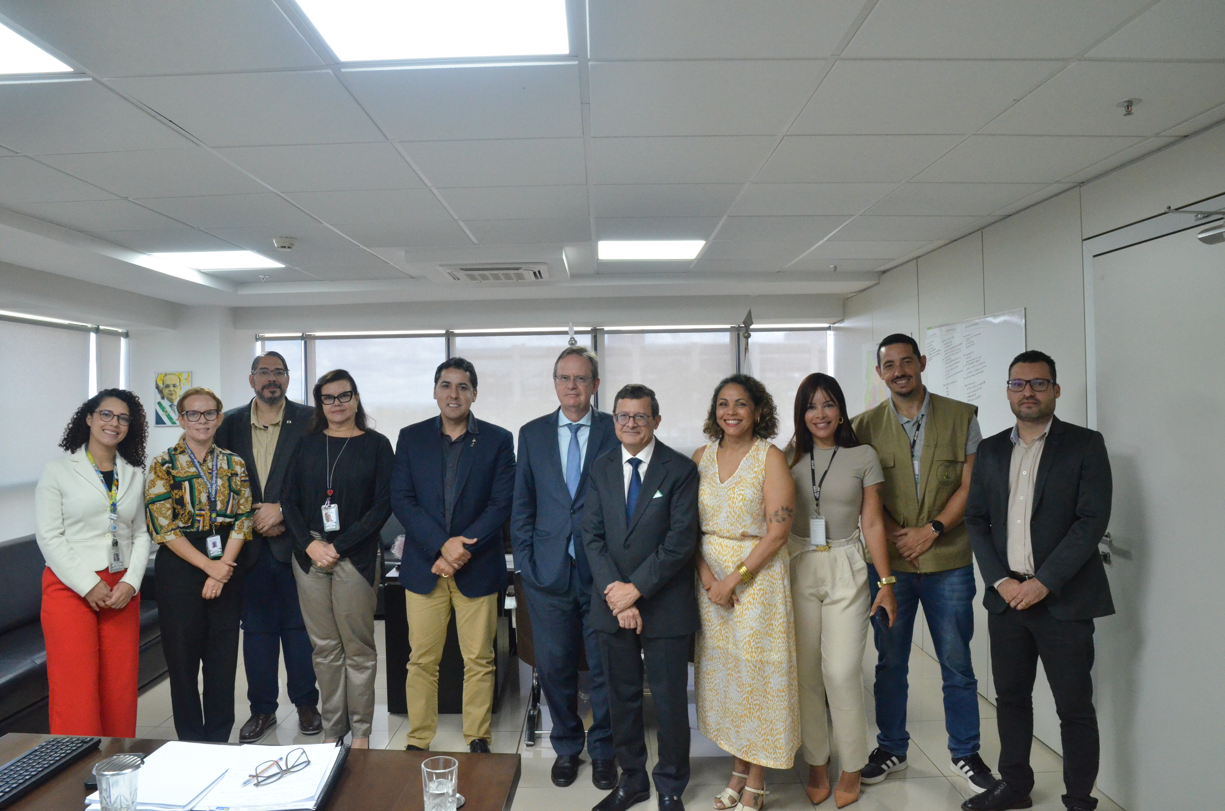 Capa da notícia: Secretaria de Saúde e Ministério Público alinham ações para fortalecer combate à dengue no DF