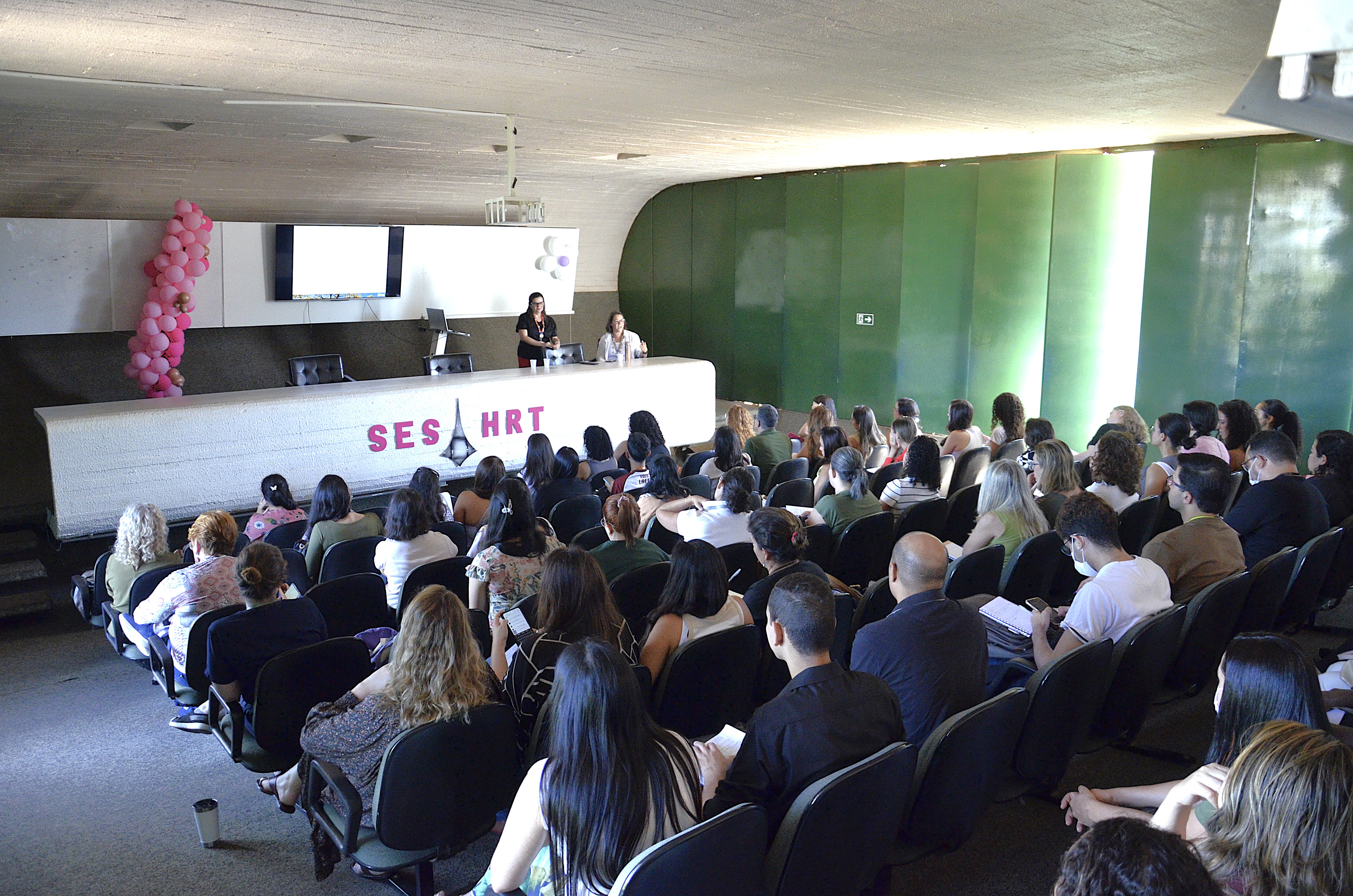 Capa da notícia: Servidores da Saúde participam de capacitação sobre sífilis gestacional e congênita