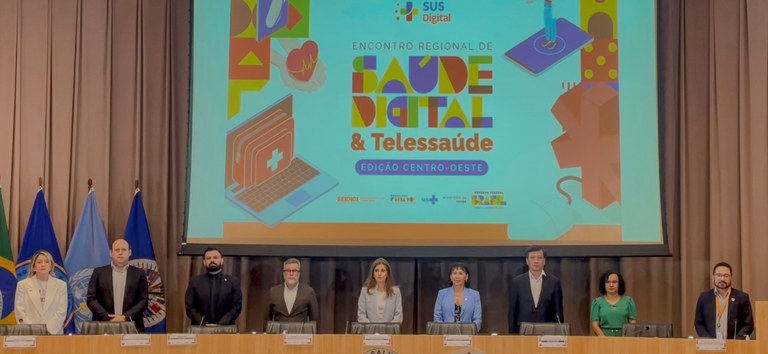 Capa da notícia: Secretaria de Saúde destaca avanços em encontro sobre saúde digital e telessaúde