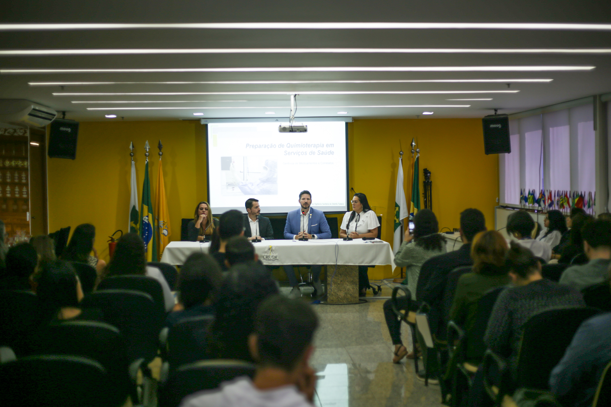 Capa da notícia: Serviços que realizam manipulação de quimioterápicos serão foco de inspeção sanitária