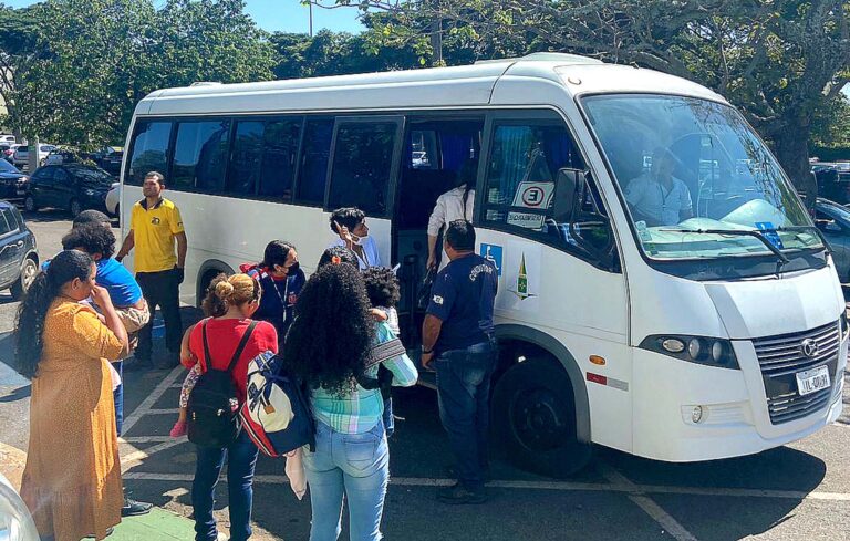 Capa da notícia: Hmib disponibiliza transporte a pacientes de baixo risco até UBSs