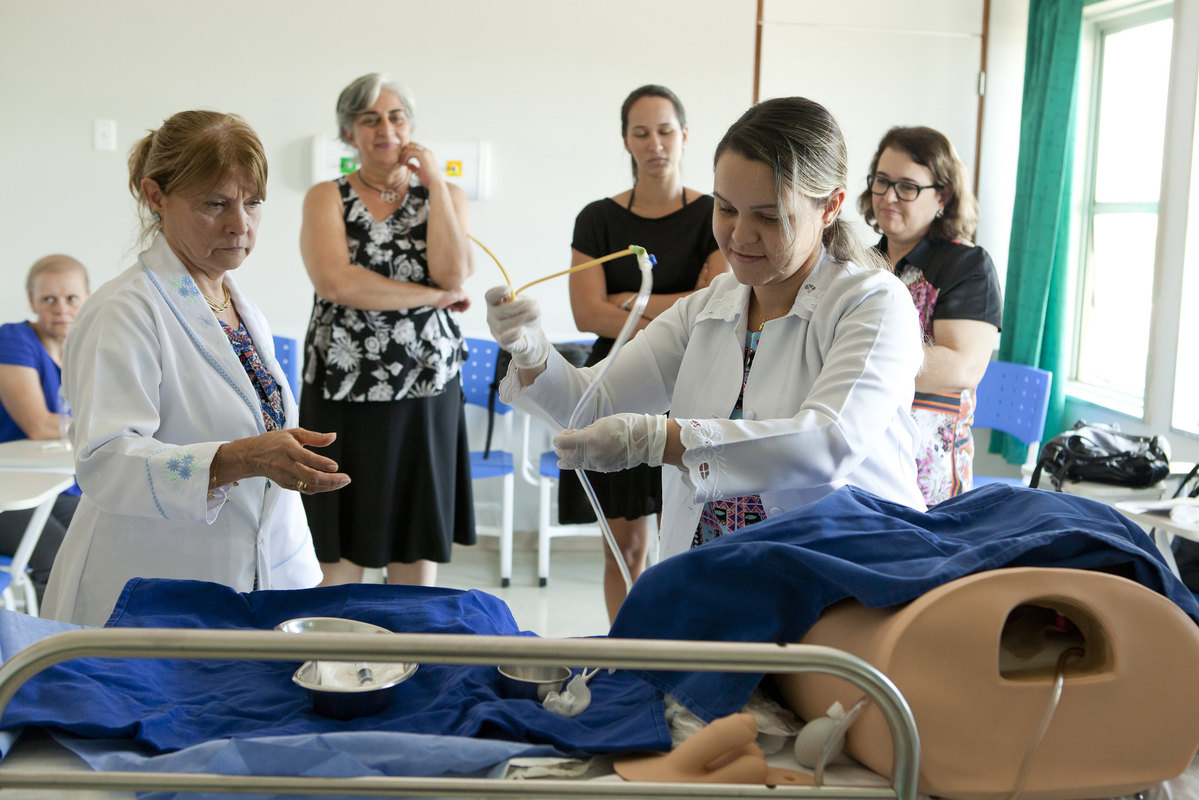 Capa da notícia: Secretaria de Saúde fortalece capacitação de servidores e prepara trilhas educativas