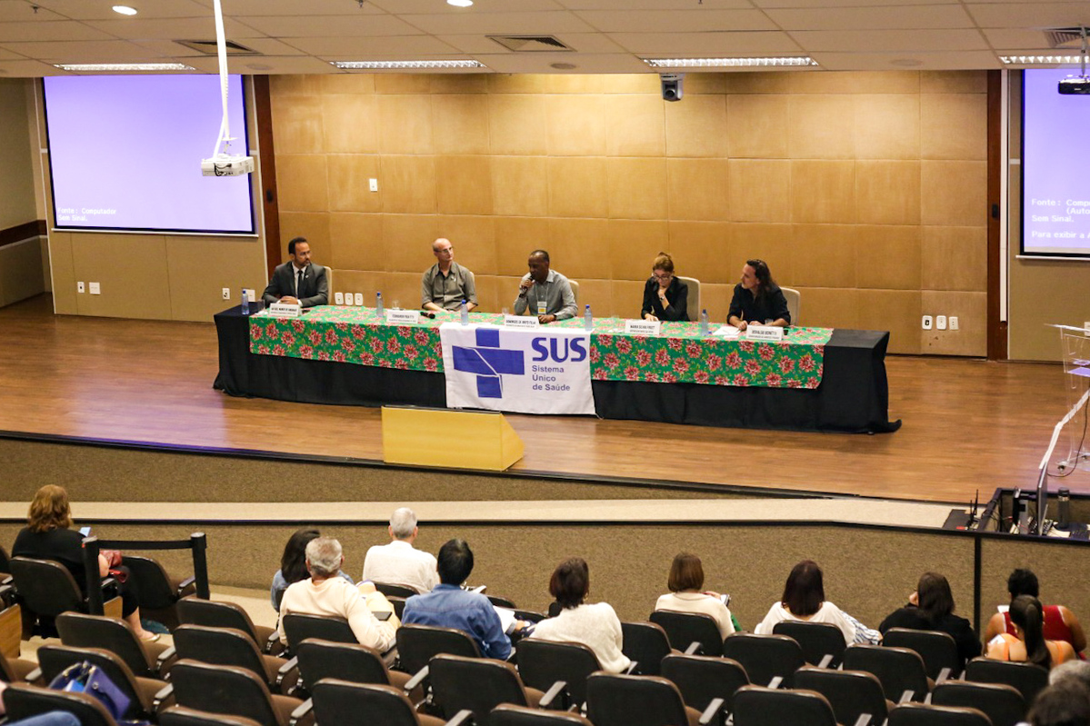 Capa da notícia: Primeira oficina de capacitação certifica 60 conselheiros de saúde do DF