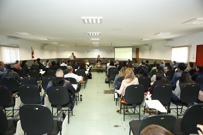 Capa da notícia: Capacitação sobre BPC na Escola é oferecido para profissionais da assistência social