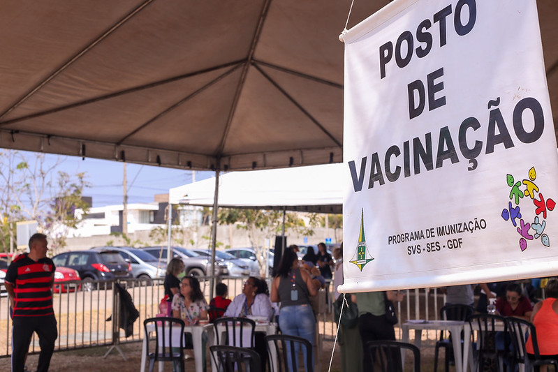 Capa da notícia: Saúde presente no aniversário de 20 anos do Jardim Botânico e em 44 postos de vacinação
