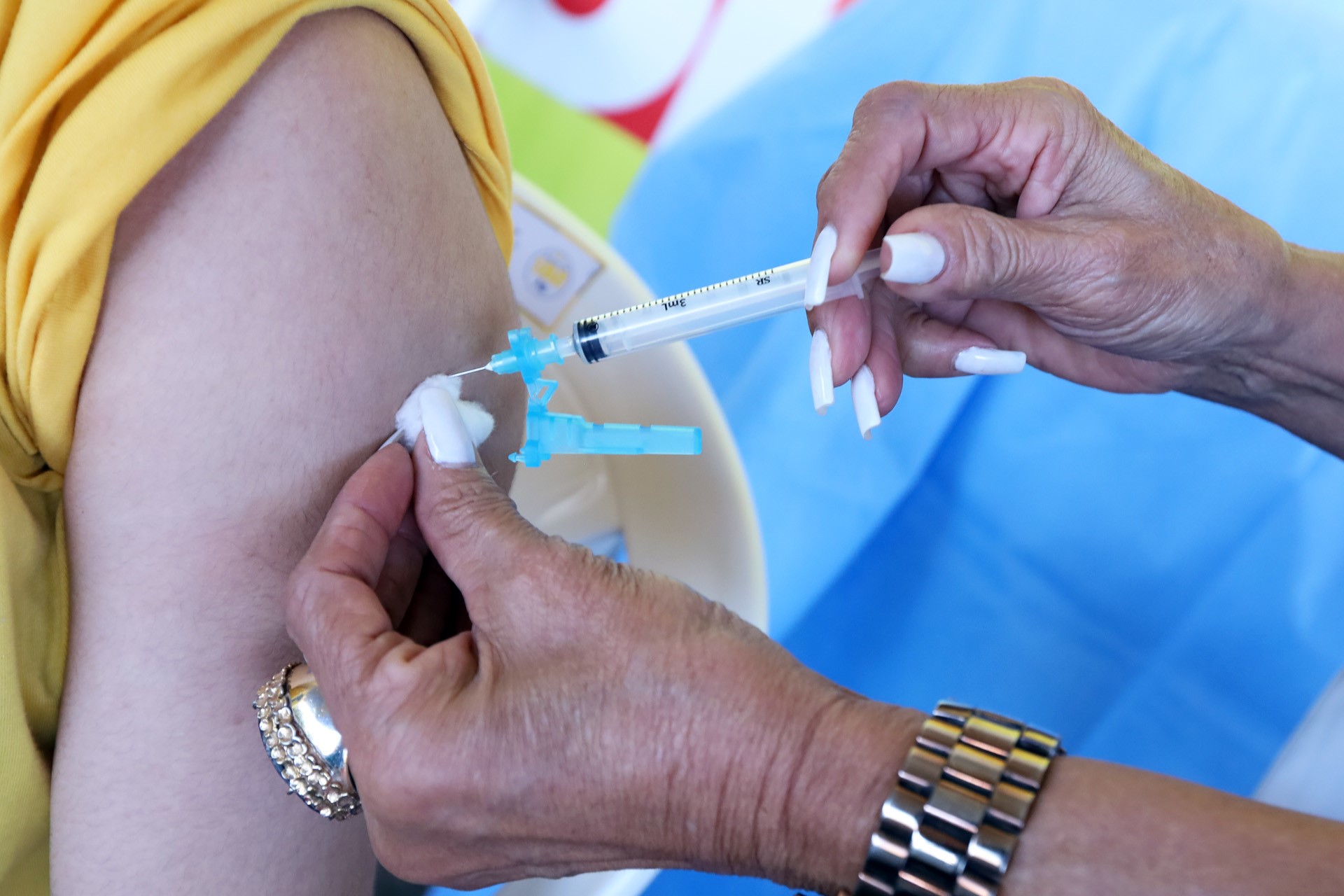 Capa da notícia: Câncer de colo de útero: vacina de HPV é grande aliada em prevenção