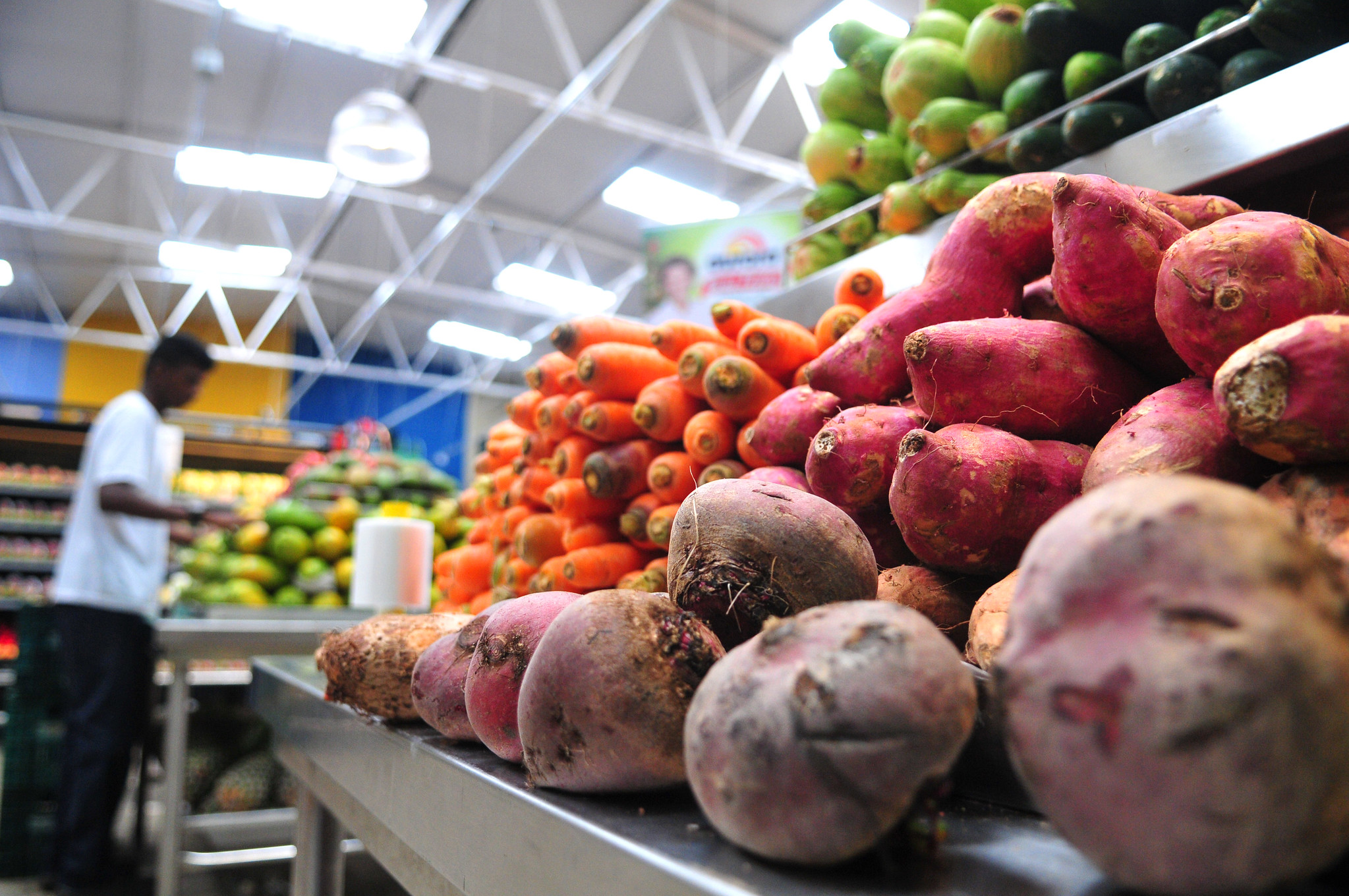 Capa da notícia: Alimentação saudável pode ajudar em problemas de saúde mental